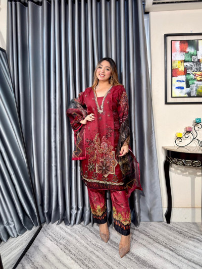 Premium Organza Ready-to-Wear Three-Piece Suite with Karchupi Work